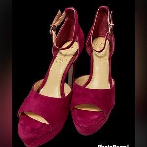 Jessica Simpson heels